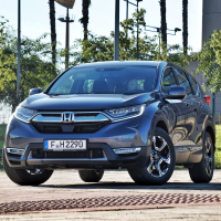 Honda CR-V hybrid (6 of 15).jpg