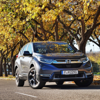 Honda CR-V hybrid (4 of 15).jpg