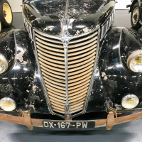 Renault_120_let (36 of 49).jpg