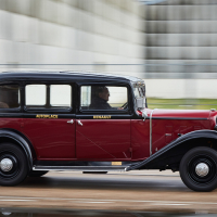Renault_120_let (38 of 49).jpg