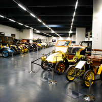 Renault_120_let (8 of 49).jpg