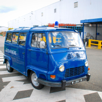 Renault_120_let (6 of 49).jpg