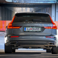 Volvo V60 D4 A inscription (6 of 41).jpg