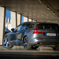 Volvo V60 D4 A inscription (4 of 41).jpg