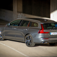 Volvo V60 D4 A inscription (2 of 41).jpg