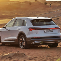Audi e-tron 55 quattro (9 of 17).jpg