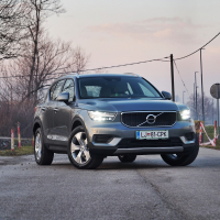 Volvo XC40 D3 A momentum (16 of 26).jpg