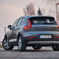 Volvo XC40 D3 A momentum (17 of 26).jpg