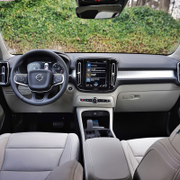 Volvo XC40 D3 A momentum (5 of 26).jpg