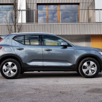 Volvo XC40 D3 A momentum (3 of 26).jpg