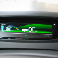 Renault zoe limited Z.E. R110 BL (5 of 16).jpg