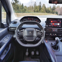 Peugeot rifter (11 of 22).jpg