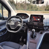 Peugeot rifter (10 of 22).jpg