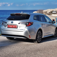 Toyota corolla za volanom AMZS (18 of 19).jpg