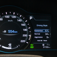 Hyundai ioniq PHEV supertest (6 of 14).jpg