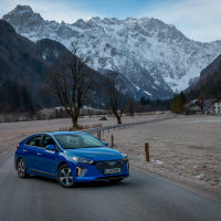 Hyundai ioniq PHEV supertest (4 of 14).jpg