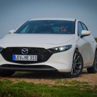 Mazda 3 (10 of 19).jpg