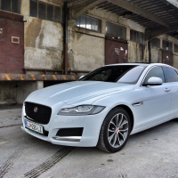 jaguar XF 2.jpg