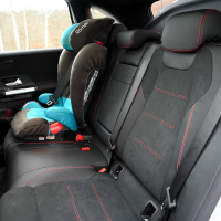 Mercedes-benz B 180 d AMG line (17 of 33).jpg