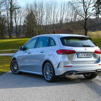 Mercedes-benz B 180 d AMG line (8 of 33).jpg