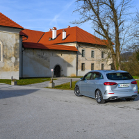 Mercedes-benz B 180 d AMG line (9 of 33).jpg