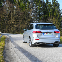 Mercedes-benz B 180 d AMG line (12 of 33).jpg