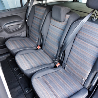 Ford tourneo connect 1.5 ecoblue titanium in opel combo life 1.5 turbo D innovation 96 kW (28 of 37).jpg