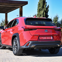 Lexus UX (9 of 25).jpg