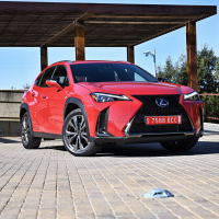 Lexus UX (6 of 25).jpg
