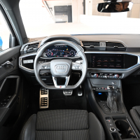 Audi Q3 35 TFSI S tronic S line (17 of 26).jpg