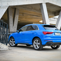 Audi Q3 35 TFSI S tronic S line (8 of 26).jpg