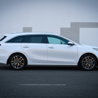 Kia ceed sw 1,6 CRDi GTline (5 of 16).jpg