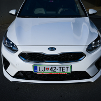 Kia ceed sw 1,6 CRDi GTline (2 of 16).jpg