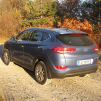 hyundai tucson 1.jpg