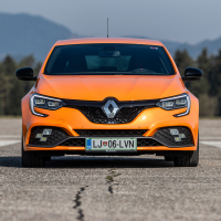 meganeRS_amzstest-3.jpg