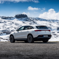 Mercedes EQC 400 (10 of 25).jpg