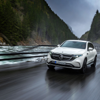 Mercedes EQC 400 (3 of 25).jpg