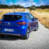 Renault clio V (43 of 49).jpg