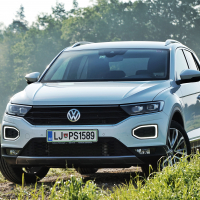 Volkswgen t-roc sport (5 of 10).jpg