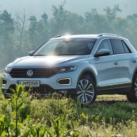 Volkswgen t-roc sport (2 of 10).jpg