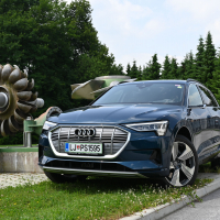 Audi etron quattro (13 of 58).jpg