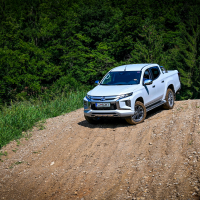 Mitsubishi L200 resize (10 of 11).jpg