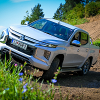 Mitsubishi L200 resize (7 of 11).jpg