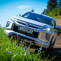 Mitsubishi L200 resize (8 of 11).jpg