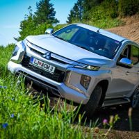Mitsubishi L200 resize (5 of 11).jpg