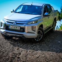 Mitsubishi L200 resize (4 of 11).jpg