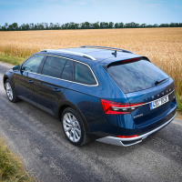 Škoda_superb_AMZS_za_volanom (16 of 33).jpg