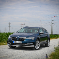 Škoda_superb_AMZS_za_volanom (8 of 33).jpg