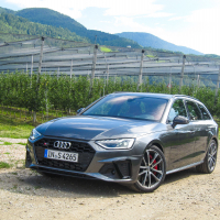 Audi A4 (3 of 15).jpg