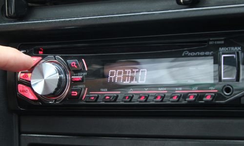 Nekoč je bil avtoradio …